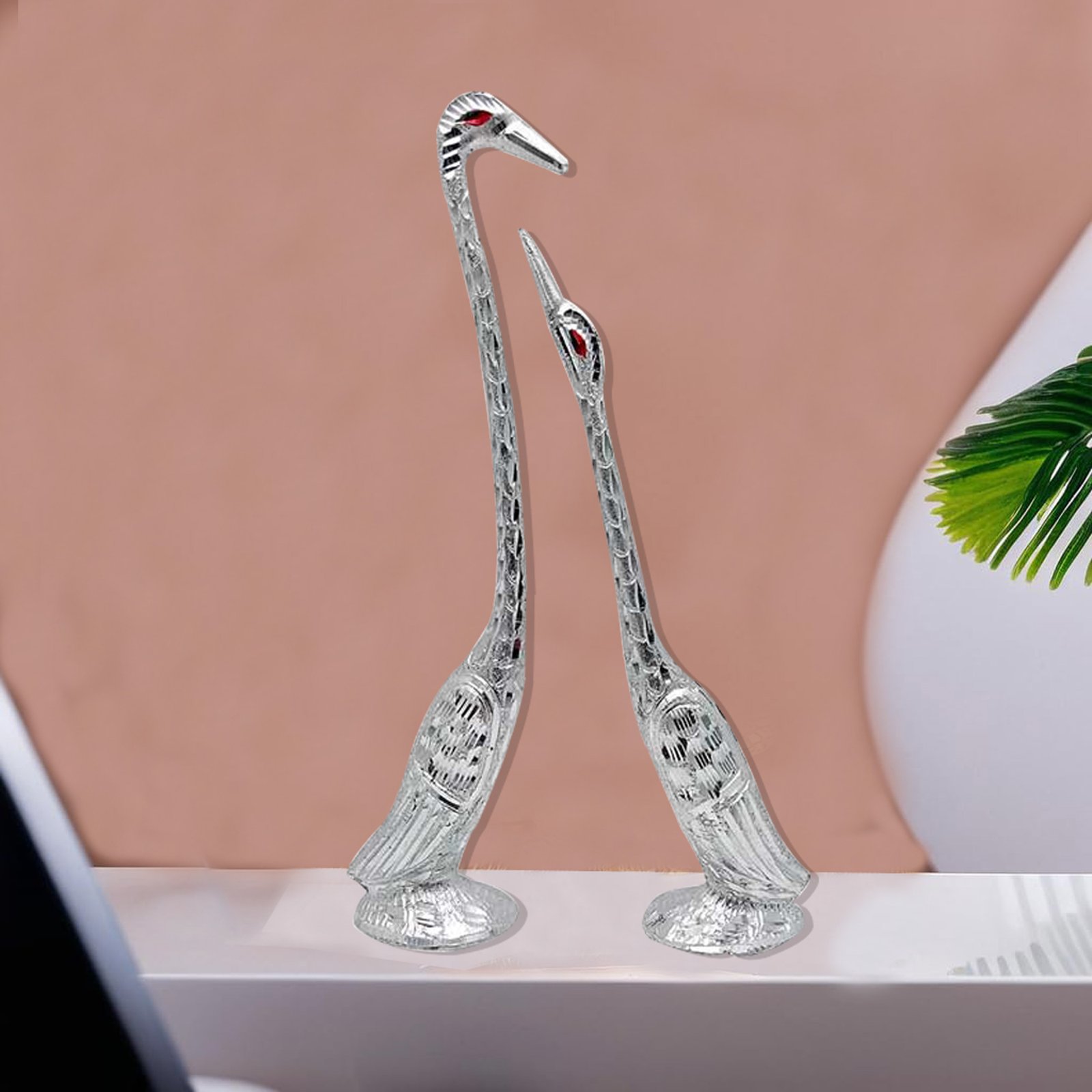 Swan Showpiece White Metal Home D?cor Showpiece 27 cm G13GX0070S000XTHA