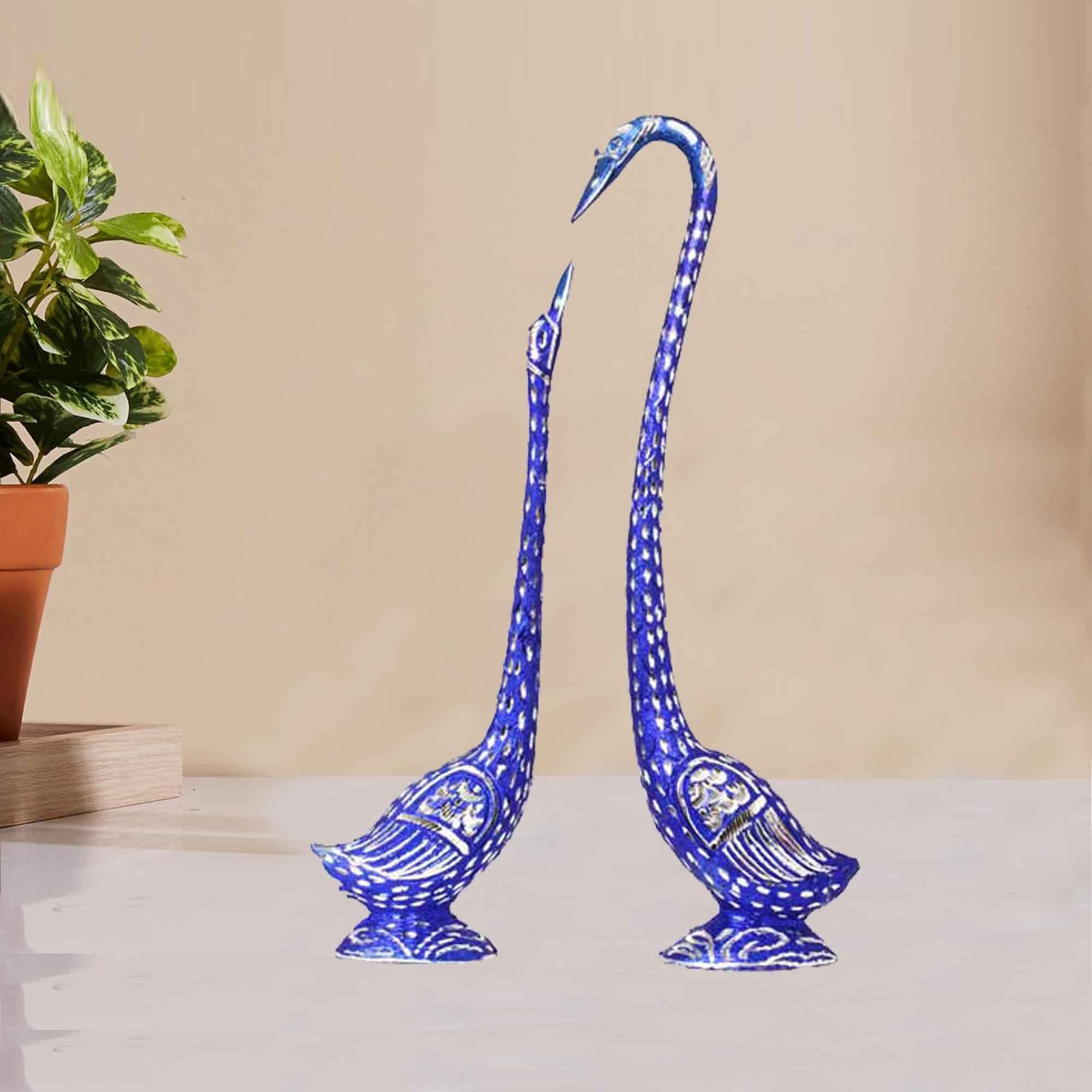Swan Pair Gift White Metal Decorative statue 51 cm G13GX0077N000XASS