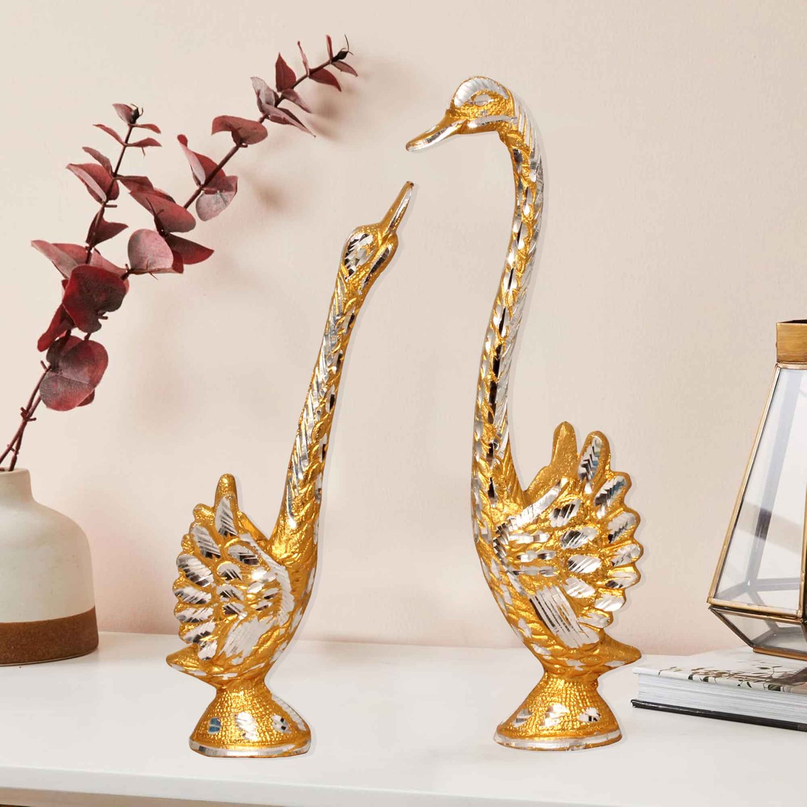 Swan Couple Pair Golden Finish White Metal Gift Showpiece Item 24 cm G13GX0082G000XTEA
