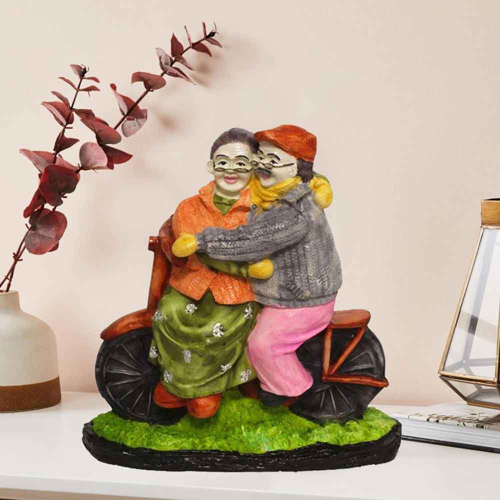 Dada Dadi on Scooter Statue for gifting on 50th anniversary 18 cm G29GX0061F