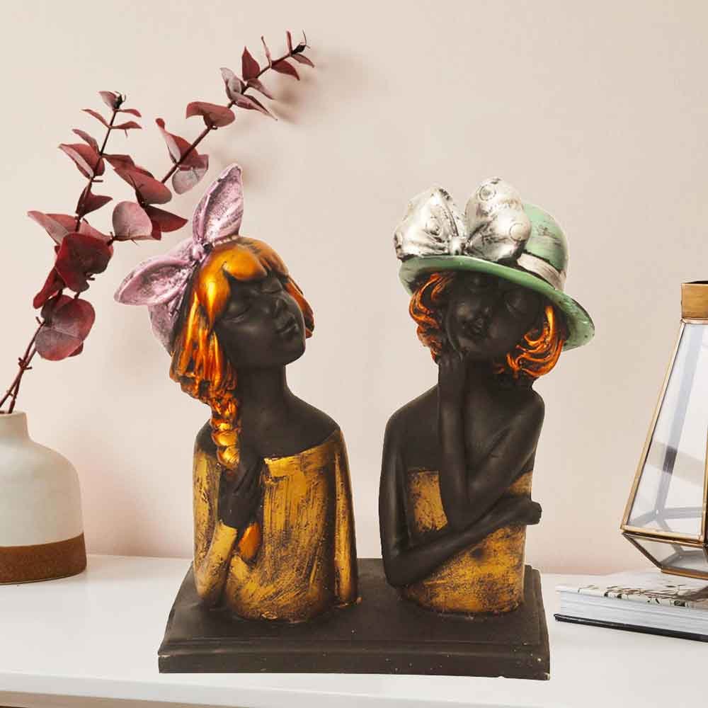 Modern Girl Showpiece for table decoration 22 cm G51GX0229K