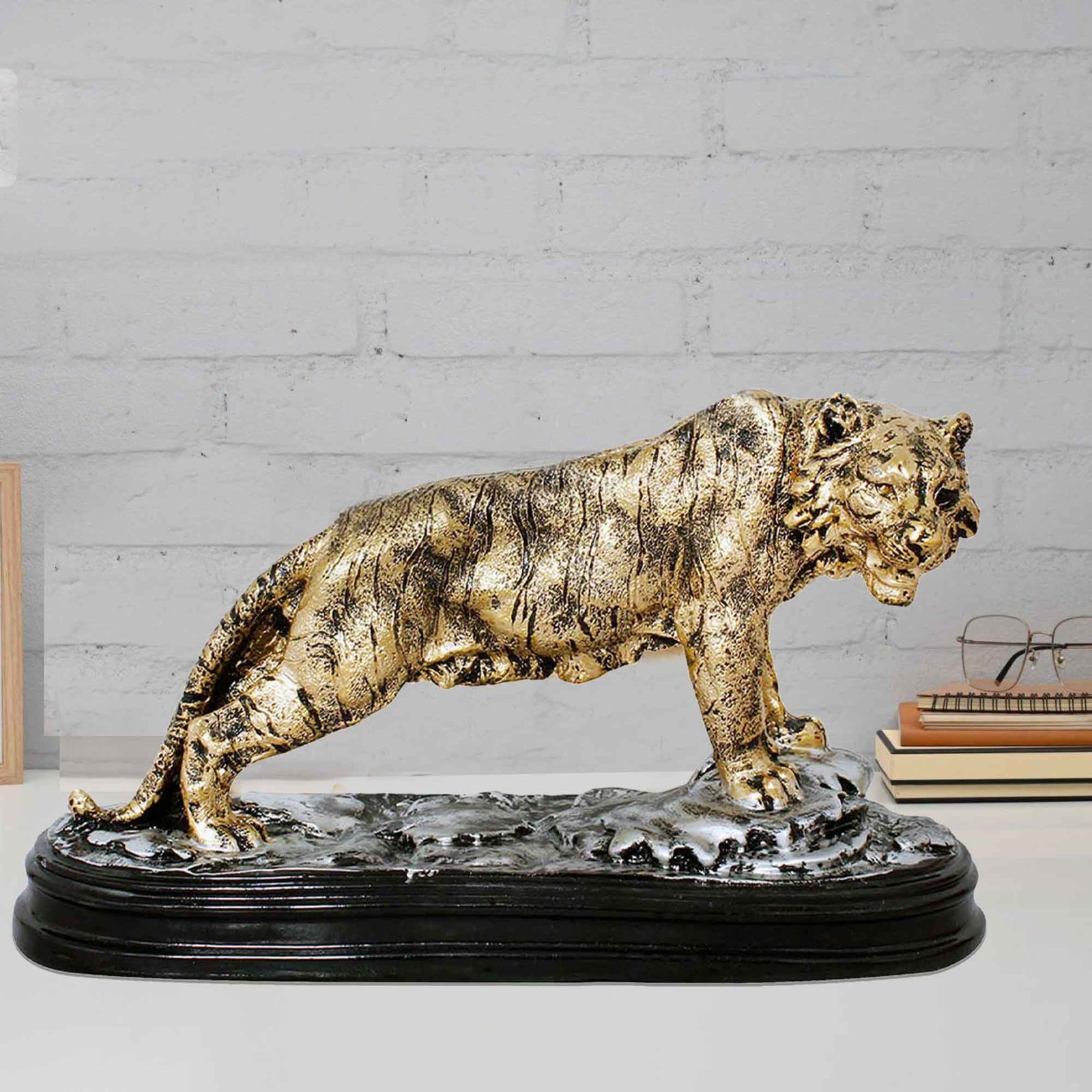 Polyresin Lion figurines for home decor Antique Finish 19 cm G57GR1137GSNGX