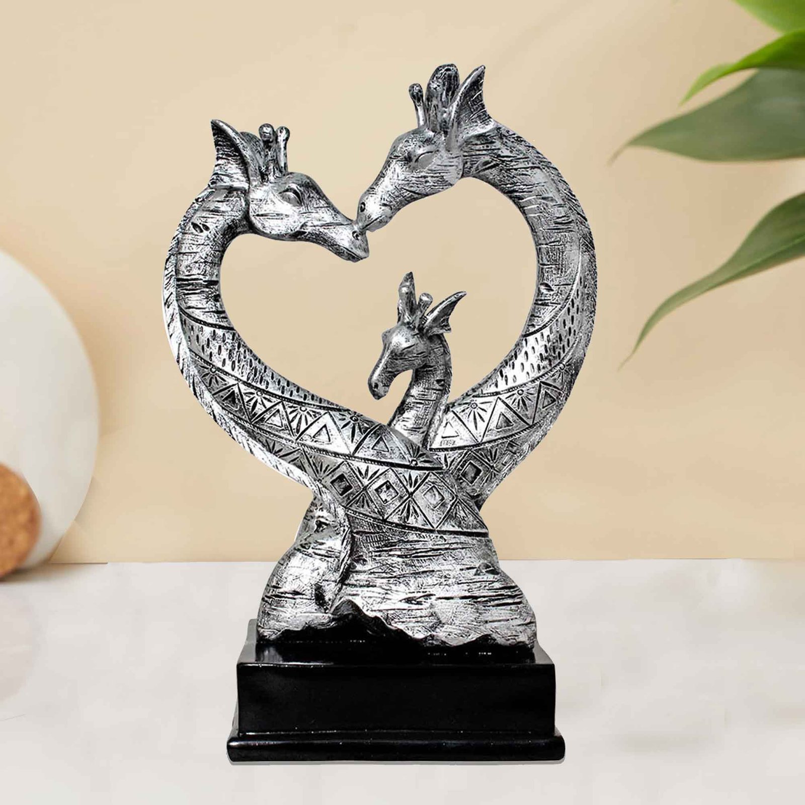 Antique Giraffe Family statue for home decor Silver Antique Finish 41 cm G57GR1278SSNGX