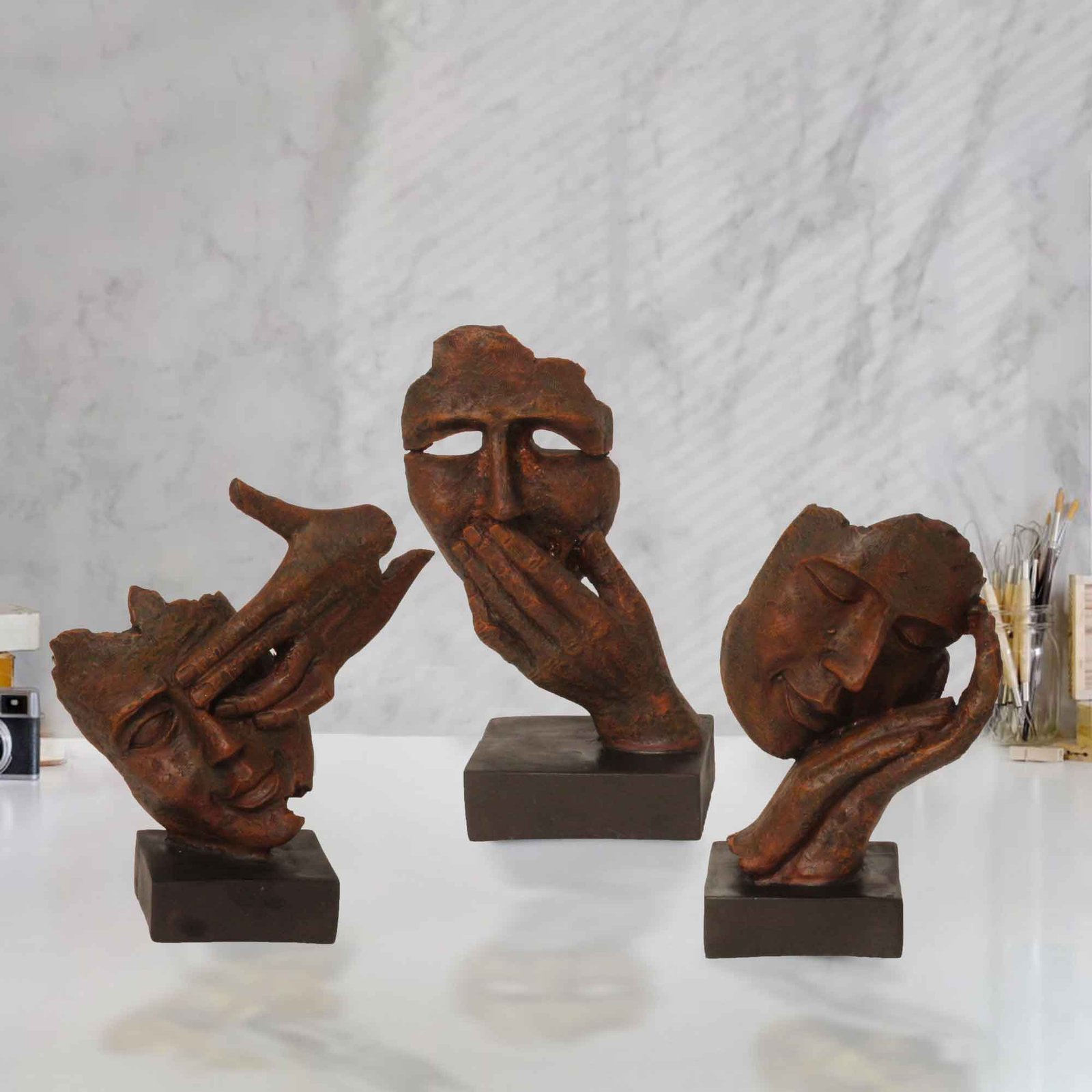 Pair of 3 Faces figures for decoration Antique Finish 25 cm G57GR1672AKAM3