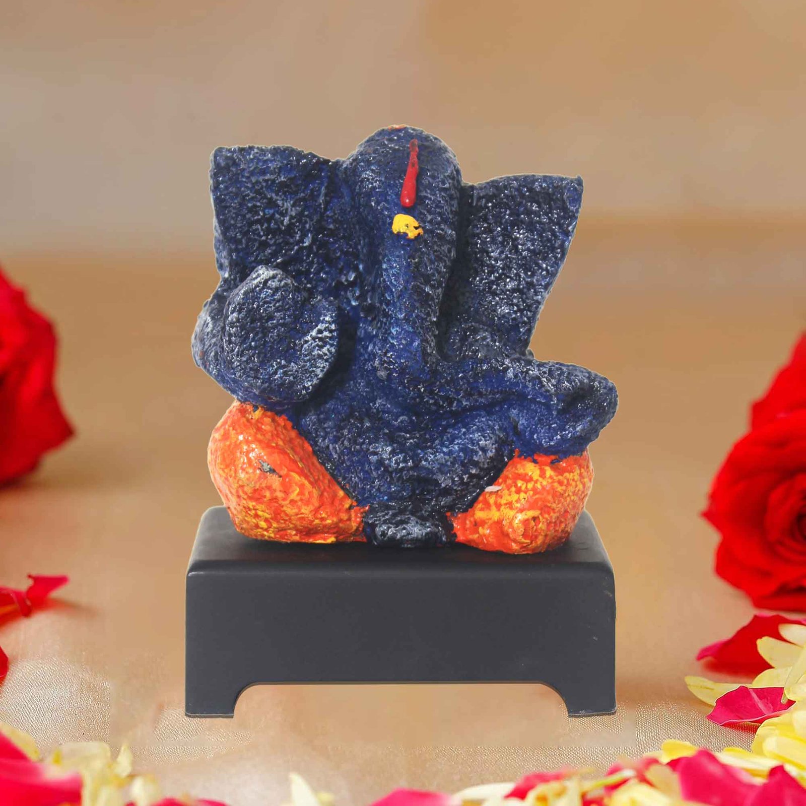 Small Ganesha statue for gift Matte Finish with Wooden Base 15 cm G57GW1246NONMX
