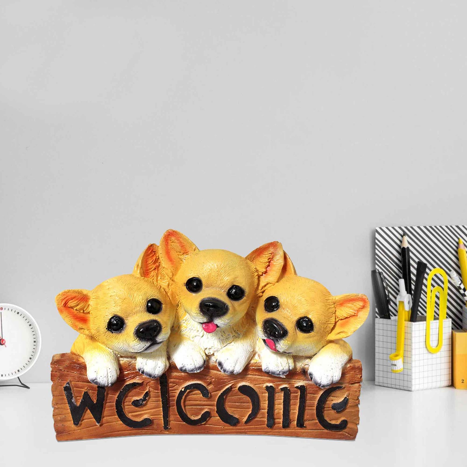 Handicraft Welcome Dog figurine for tv unit Matte Finish 13 cm G57GX1173YKLMX