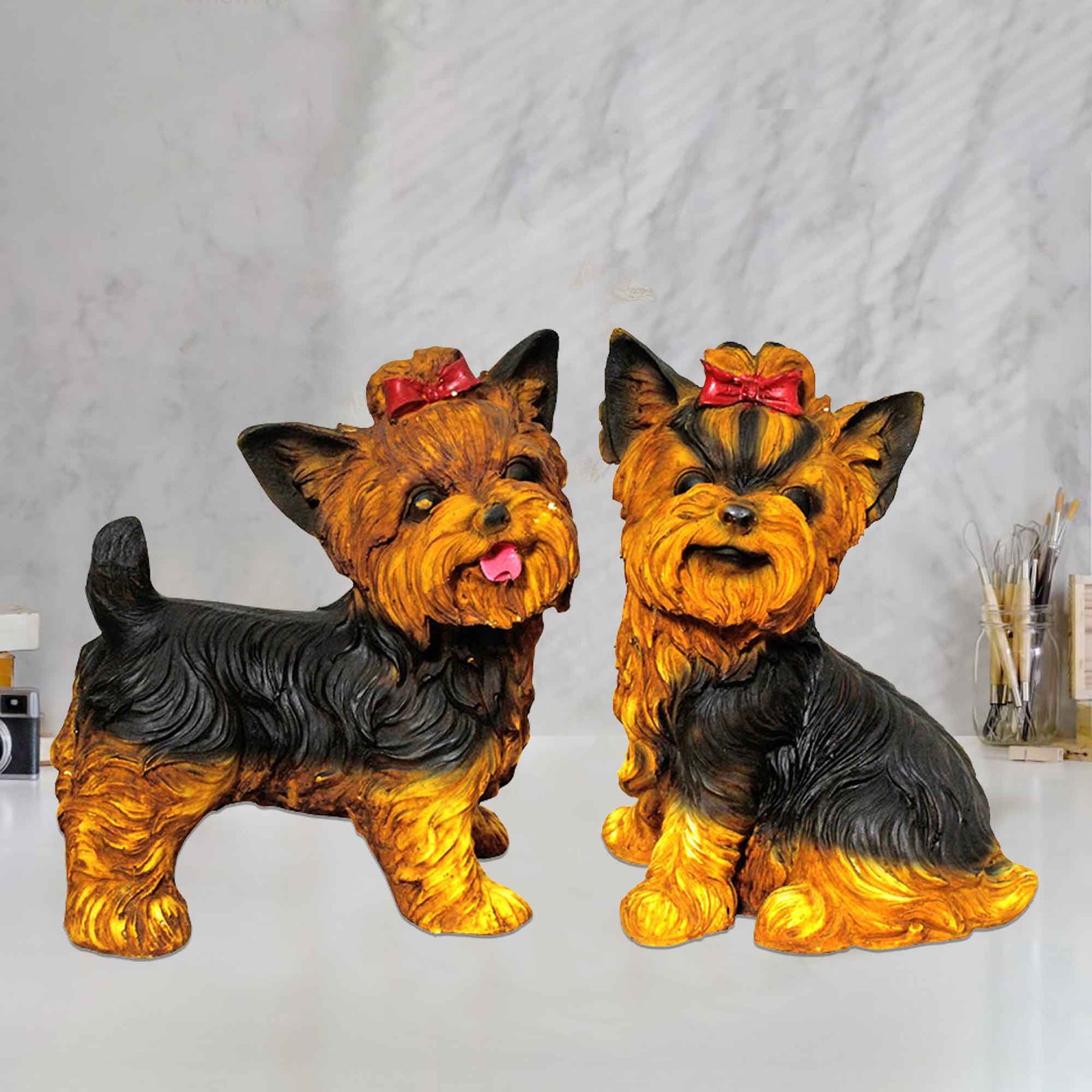 Polyresin Dog Pair sculpture for home decoration Matte Finish 23 cm G57GX1177AKLMX
