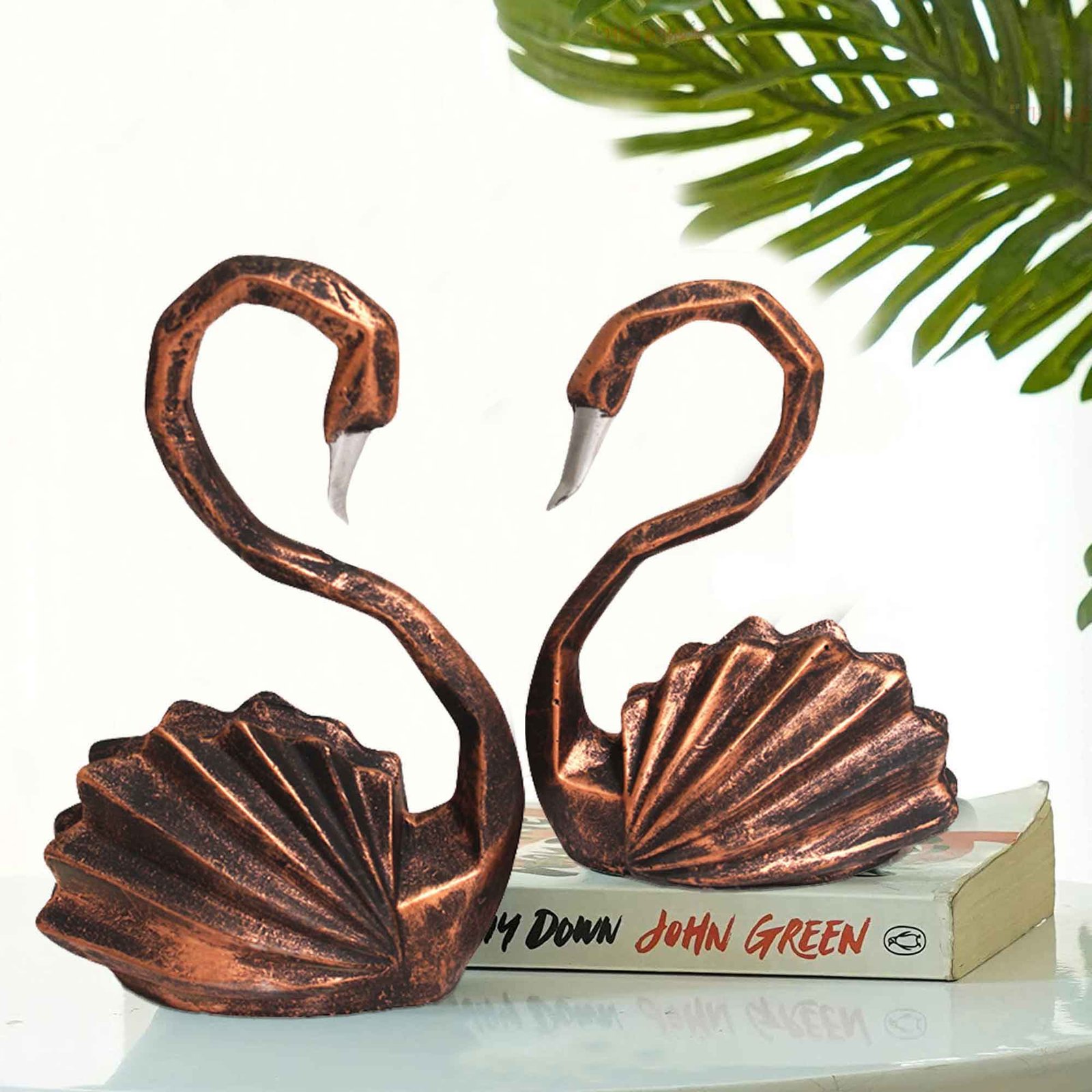 Pair of Swan statue for tv unit Copper Antique Finish 19 cm G57GX1425CCAMX
