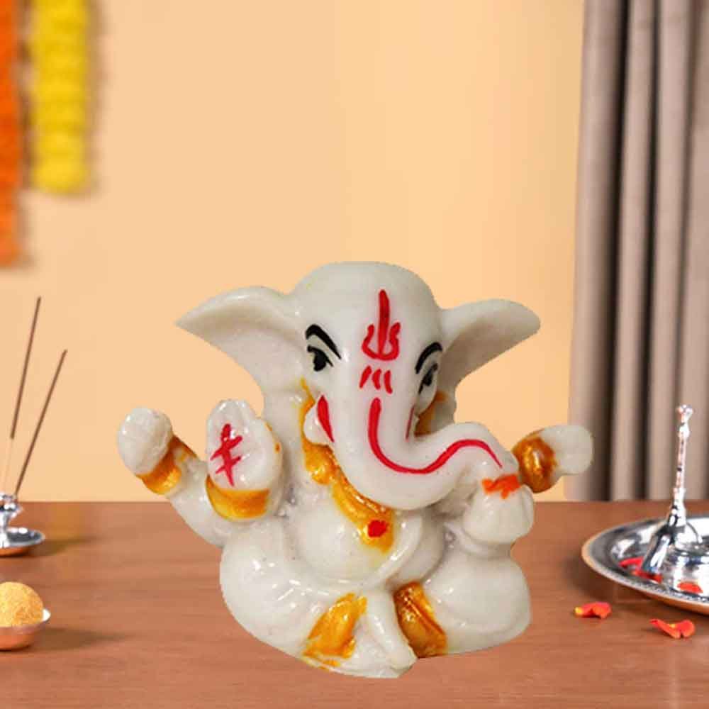 Car Dashboard Lord Ganesha idol for office decoration 4 cm G76GX0426W